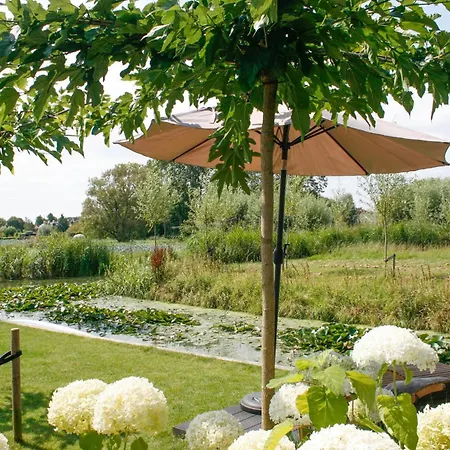 Lovely In With Wifi Hébergement de vacances Oostwoud