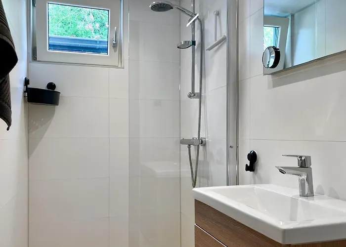 Lovely In With Wifi בית נופש